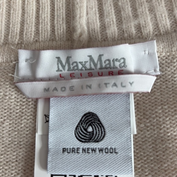 MaxMara Pure New Wool Cardigan Sweater in Beige - Size Large (measured) - Picture 6 of 9